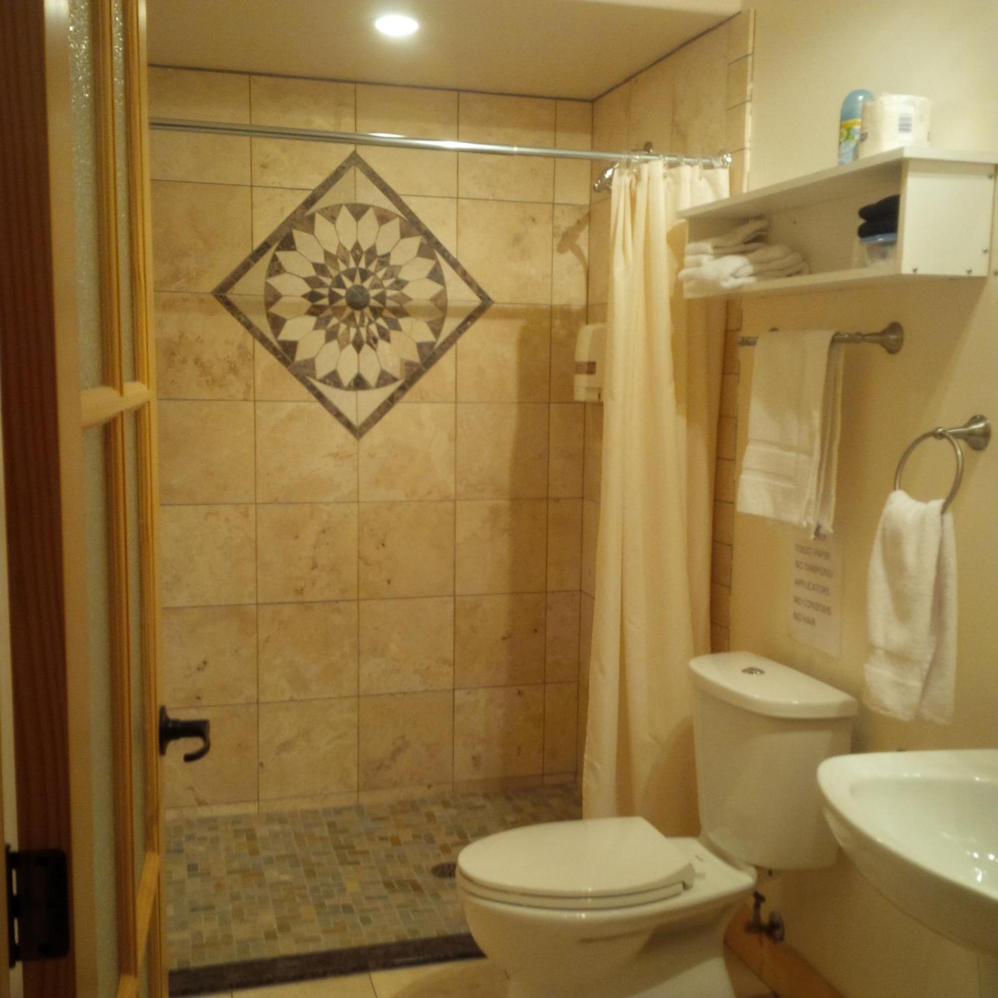 Lionheart Guest House 莱昂斯黑德 外观 照片